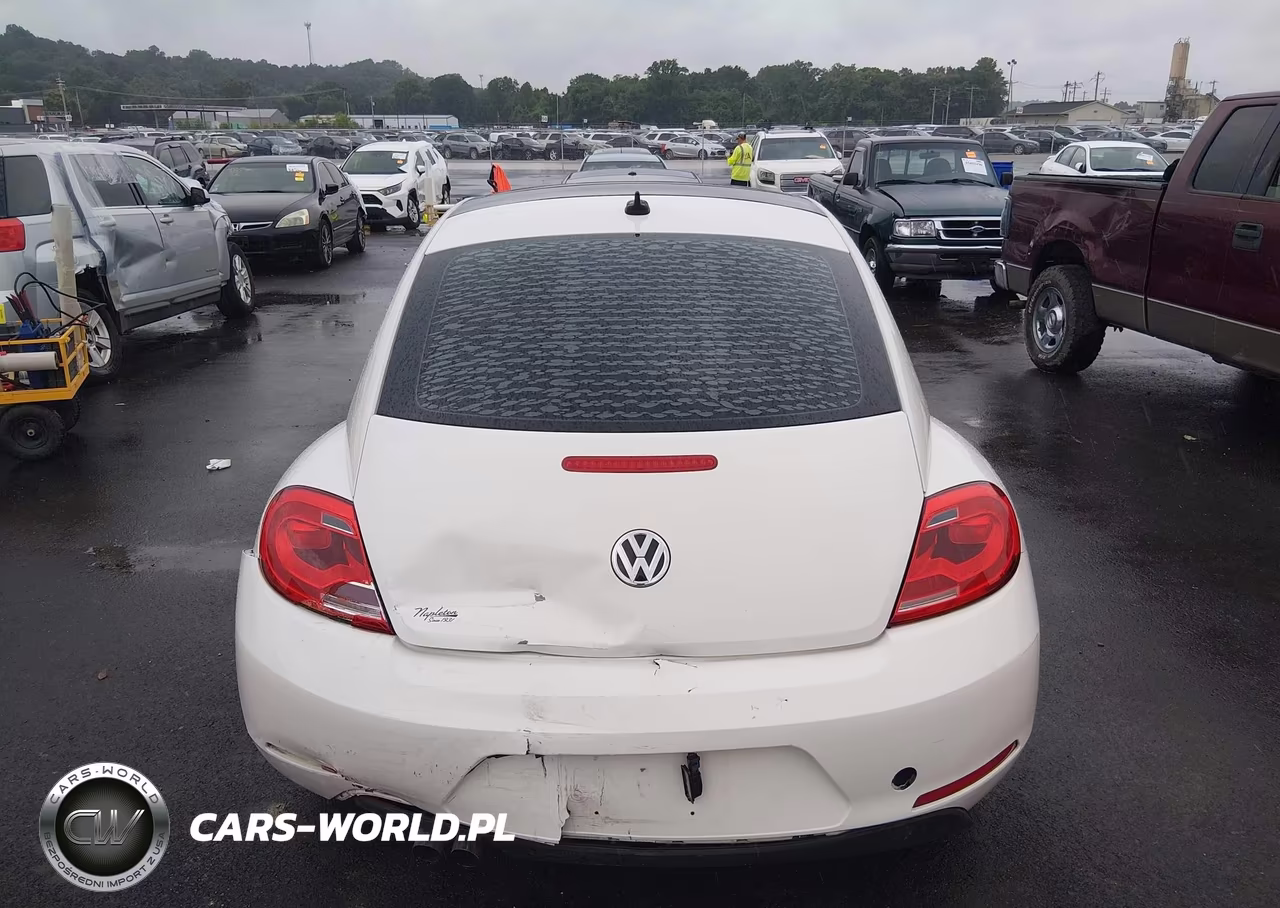 2013 Volkswagen Beetle 2.5L VIN:3VWJX7AT6DM683775 - 16