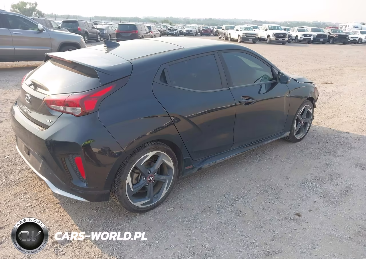 2020 Hyundai Veloster Turbo VIN:KMHTH6AB9LU024234 - 4