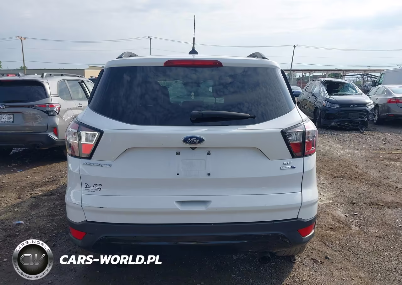2018 Ford Escape Se VIN:1FMCU9GD7JUD01949 - 17
