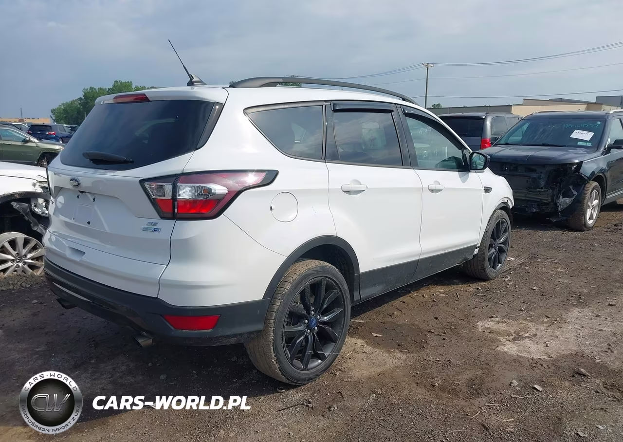 2018 Ford Escape Se VIN:1FMCU9GD7JUD01949 - 4