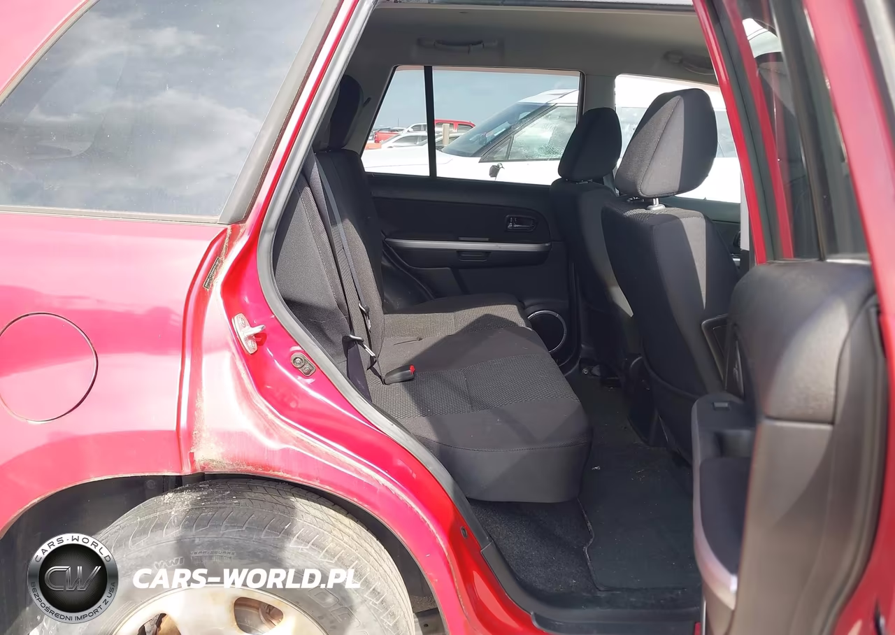 2012 Suzuki Grand Vitara Premium VIN:JS3TE0D22C4100450 - 8