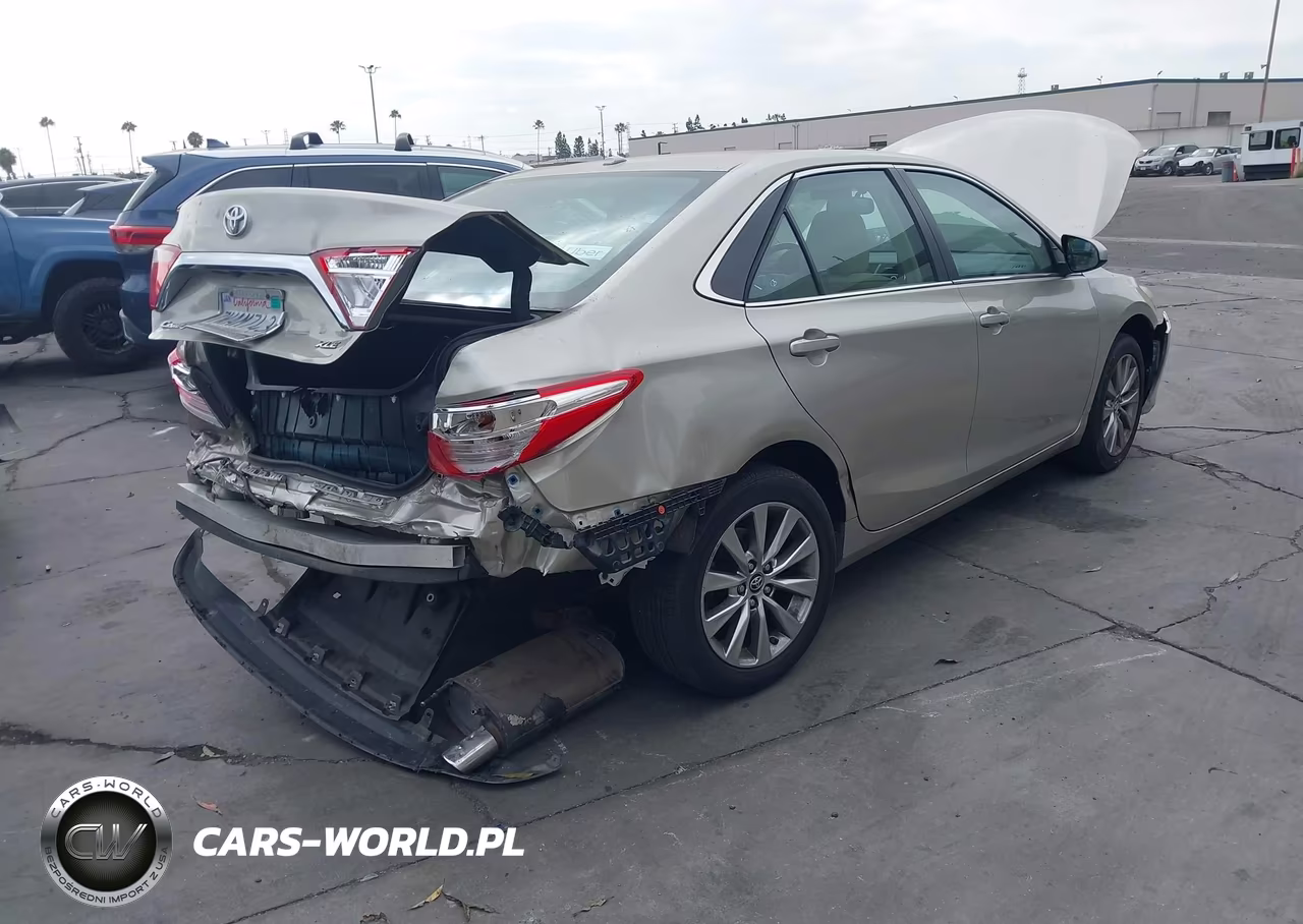 2017 Toyota Camry Xle VIN:4T1BF1FK3HU356562 - 4
