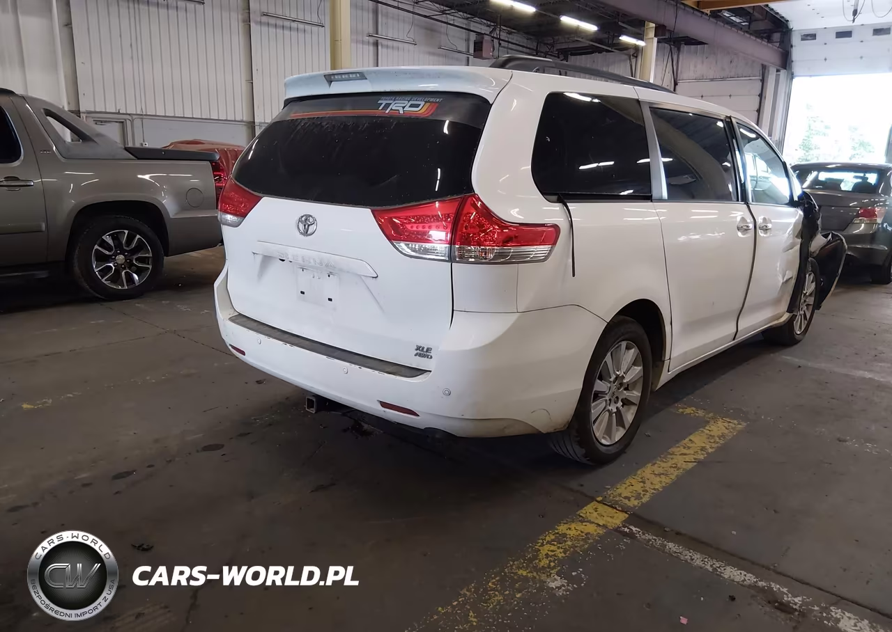 2011 Toyota Sienna Xle VIN:5TDDK3DC9BS026436 - 4