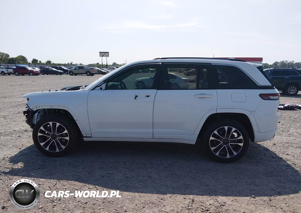 2022 Jeep Grand Cherokee Overland 4X4 VIN:1C4RJHDG5N8544609 - 15