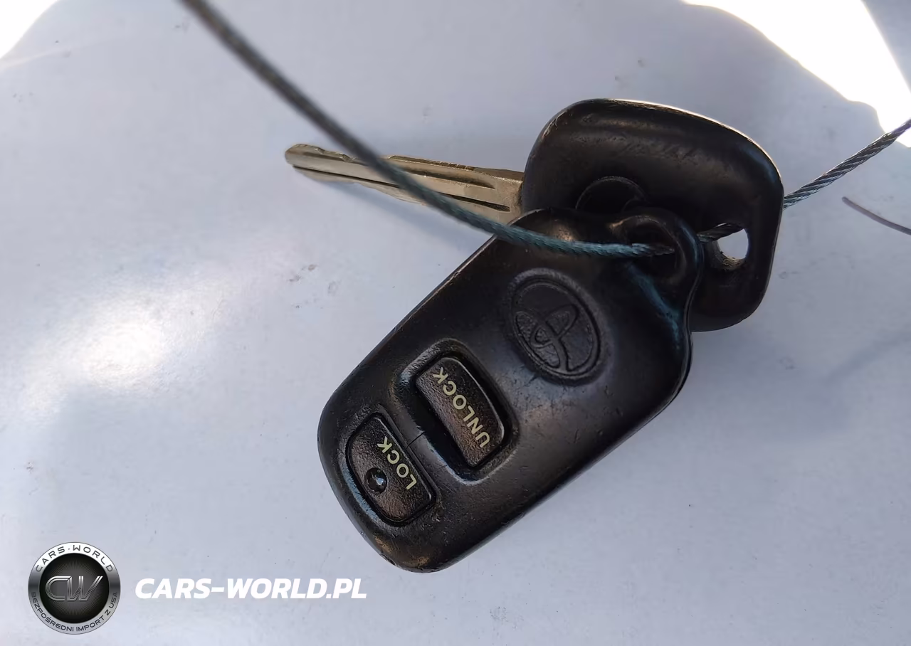 2005 Toyota Corolla S VIN:2T1BR32E15C416354 - 11