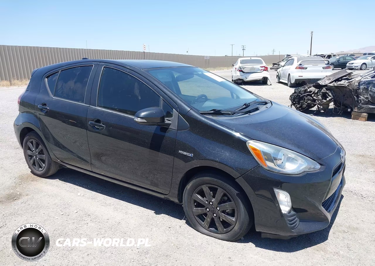 2016 Toyota Prius C Persona Series