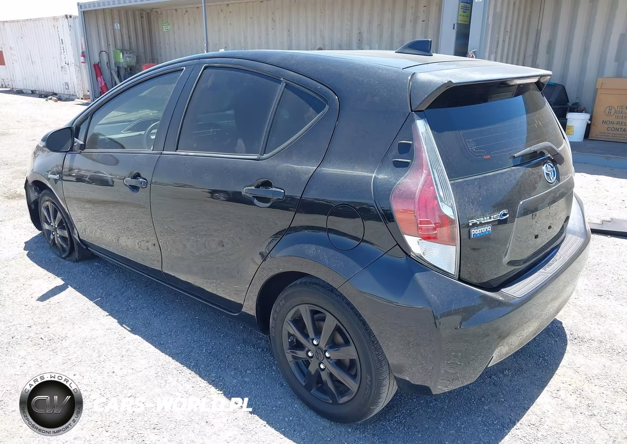 2016 Toyota Prius C Persona Series VIN:JTDKDTB38G1122082 - 3