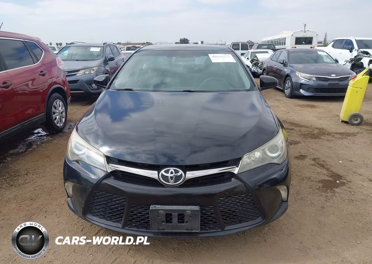 2016 Toyota Camry Se VIN:4T1BF1FK3GU218664 - 12