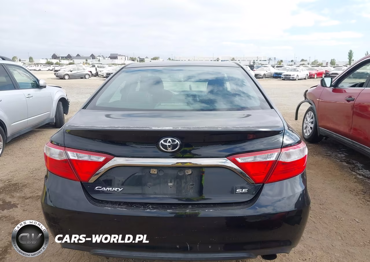 2016 Toyota Camry Se VIN:4T1BF1FK3GU218664 - 16
