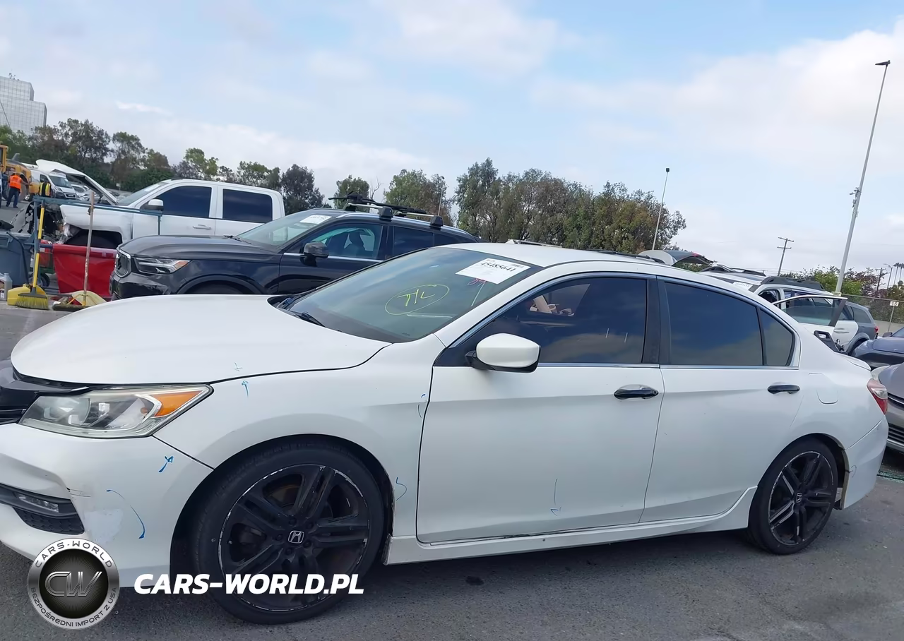 2017 Honda Accord Sport Se VIN:1HGCR2F17HA213906 - 15
