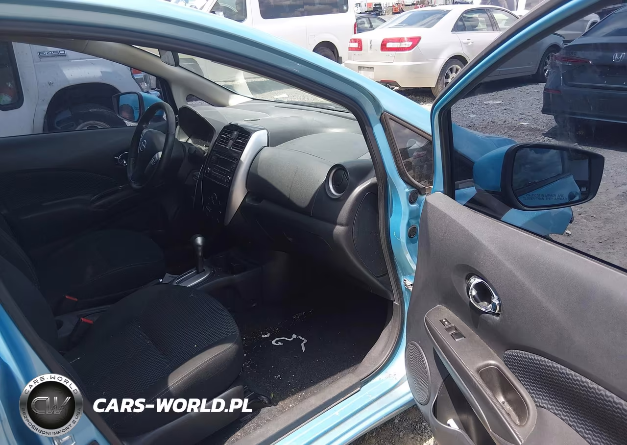 2015 Nissan Versa Note S (Sr)-S Plus-Sl-Sr-Sv VIN:3N1CE2CP3FL364964 - 5