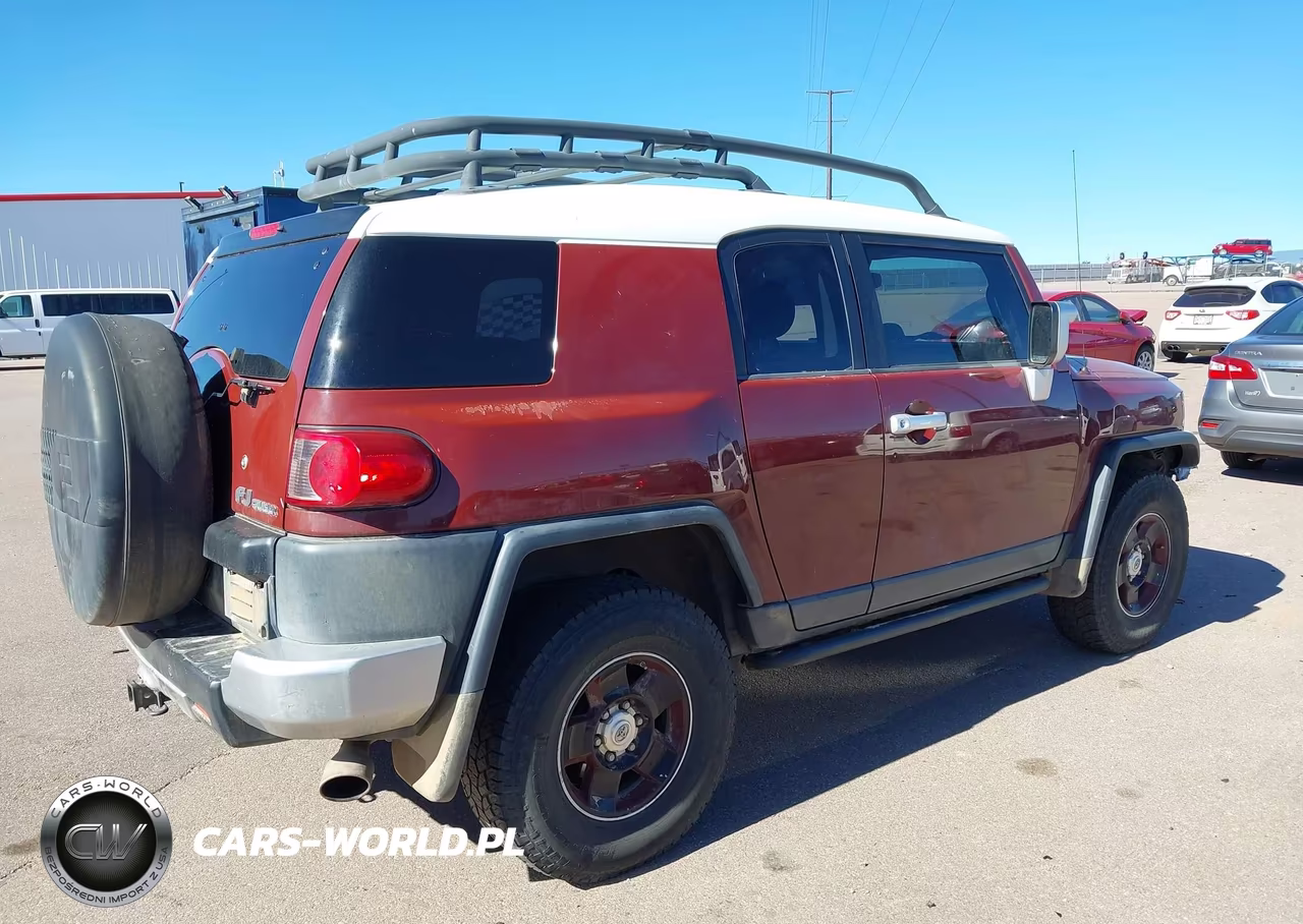 2008 Toyota Fj Cruiser VIN:JTEBU11F28K003130 - 4