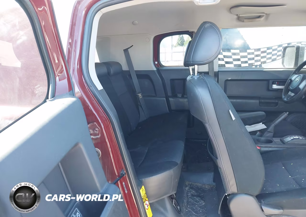 2008 Toyota Fj Cruiser VIN:JTEBU11F28K003130 - 8