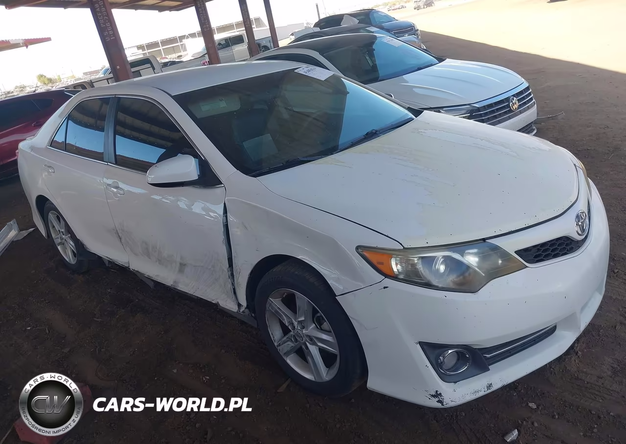 2012 Toyota Camry Se – zdjęcie 1 z 16