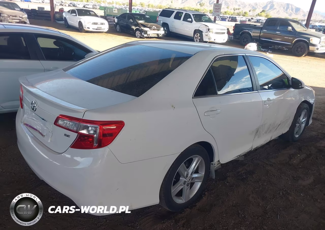 2012 Toyota Camry Se VIN:4T1BF1FKXCU571008 - 4