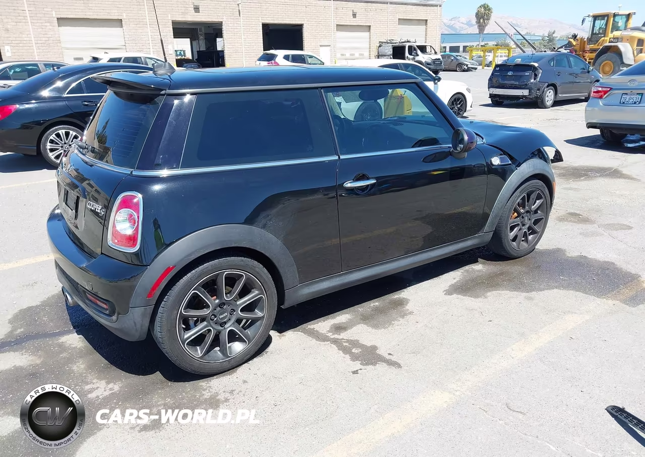 2013 Mini Hardtop Cooper S VIN:WMWSV3C55DT394082 - 4