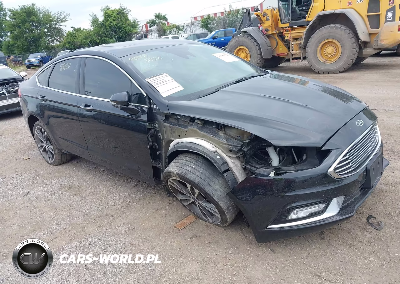 2017 Ford Fusion Titanium – zdjęcie 1 z 17