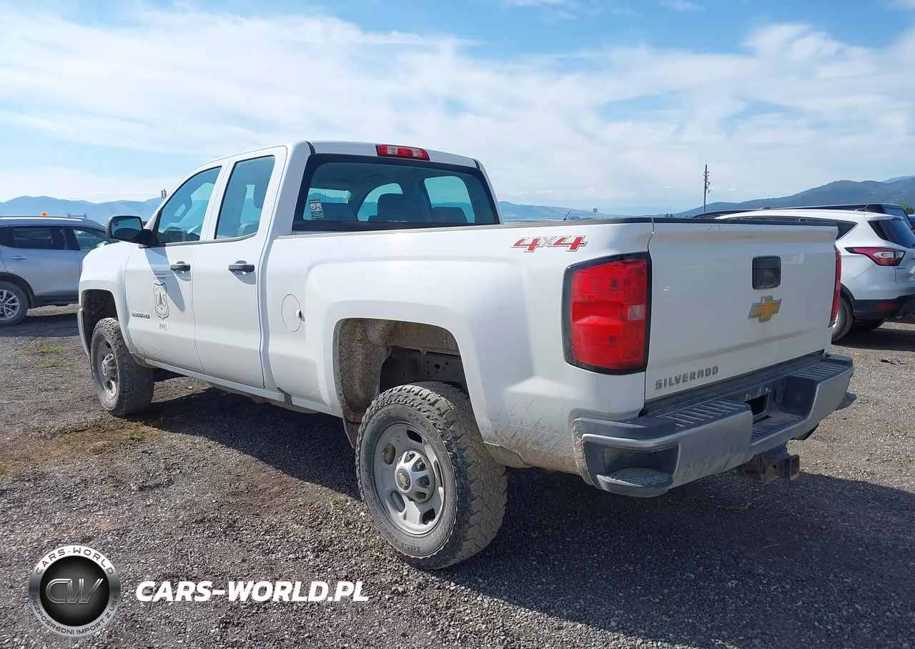 2017 Chevrolet Silverado 2500Hd Work Truck VIN:1GC2KUEG7HZ345114 - 3
