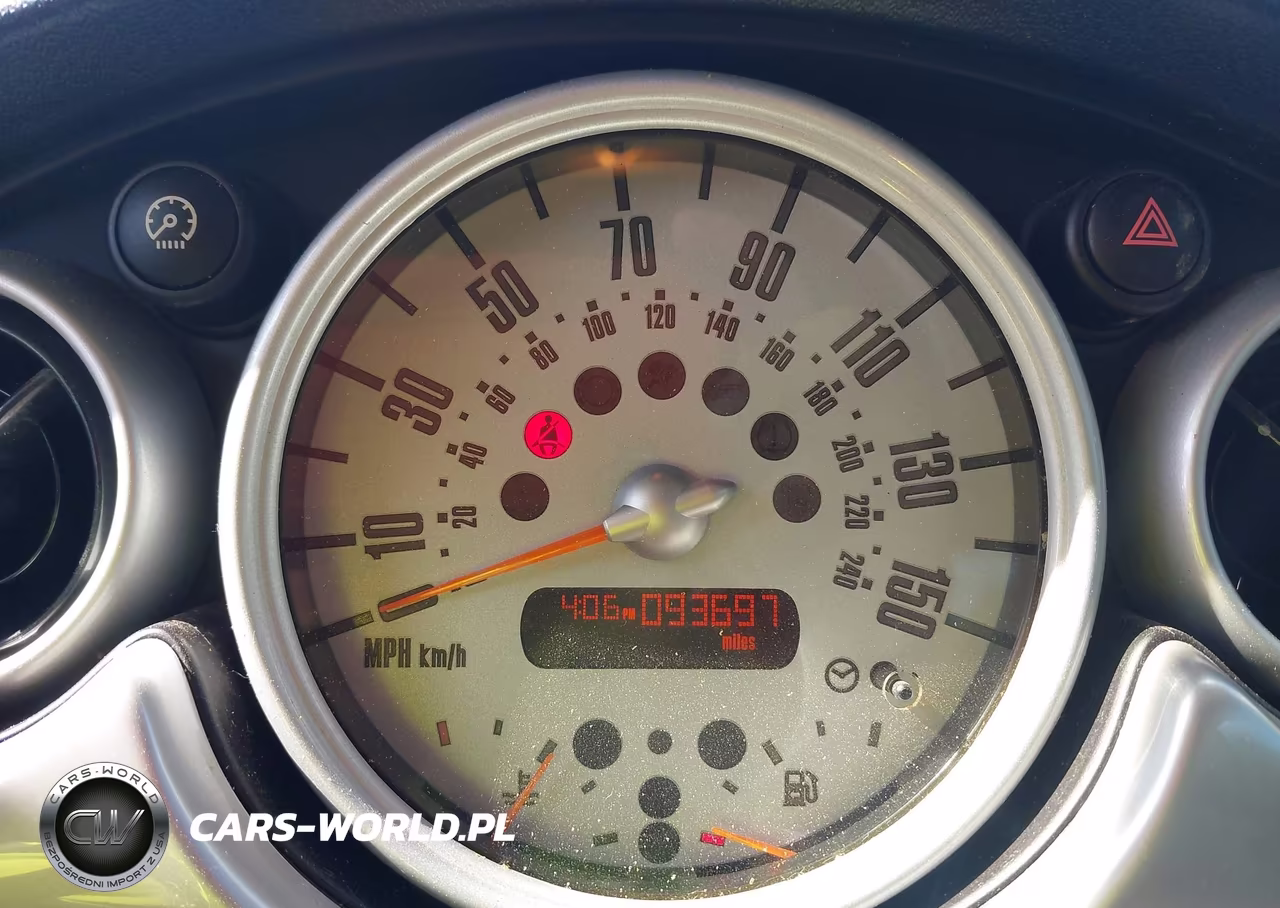 2006 Mini Cooper VIN:WMWRC33596TK65723 - 7