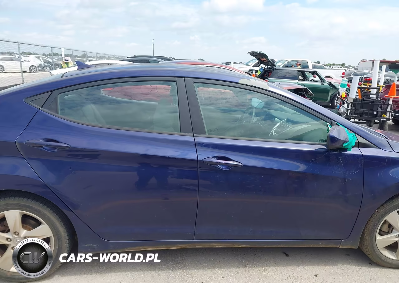 2011 Hyundai Elantra Gls VIN:5NPDH4AE5BH048904 - 13