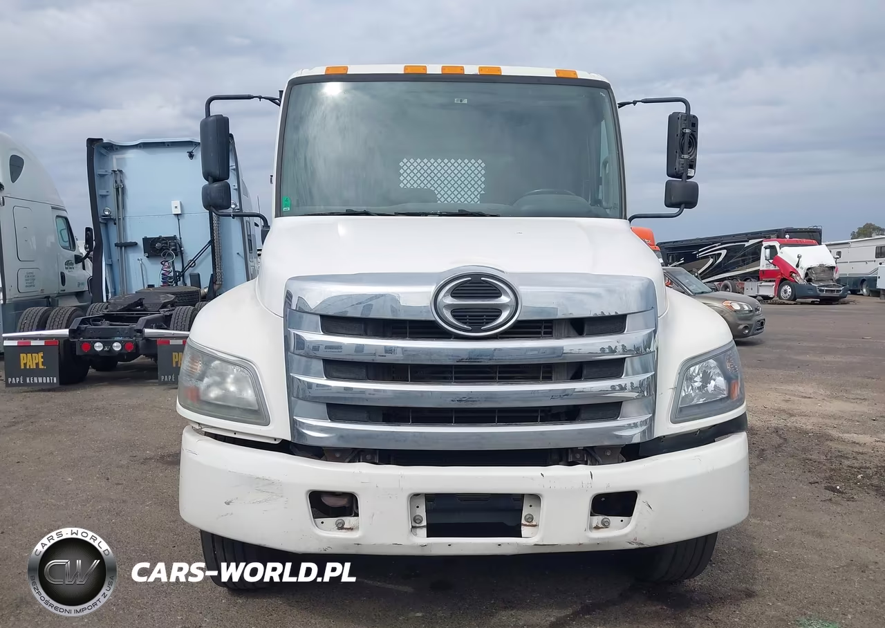 2015 Hino 258-268 VIN:5PVNE8JT3F4S56150 - 12