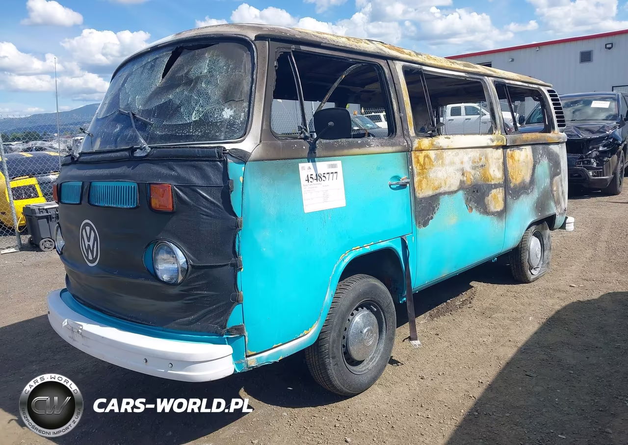 1973 Volkswagen Type 3 Wagon VIN:2232047640 - 2