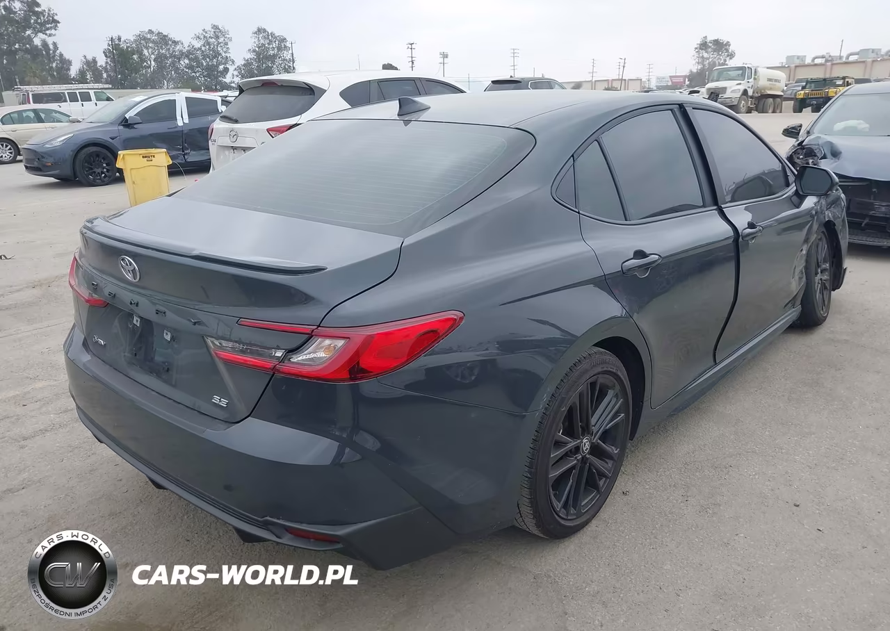 2026 Toyota Camry Se VIN:4T1DAACK7TU240852 - 4