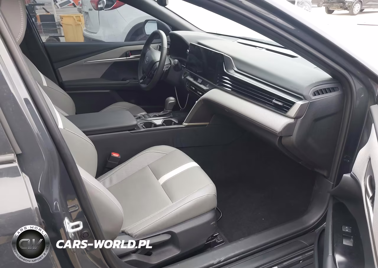 2026 Toyota Camry Se VIN:4T1DAACK7TU240852 - 5