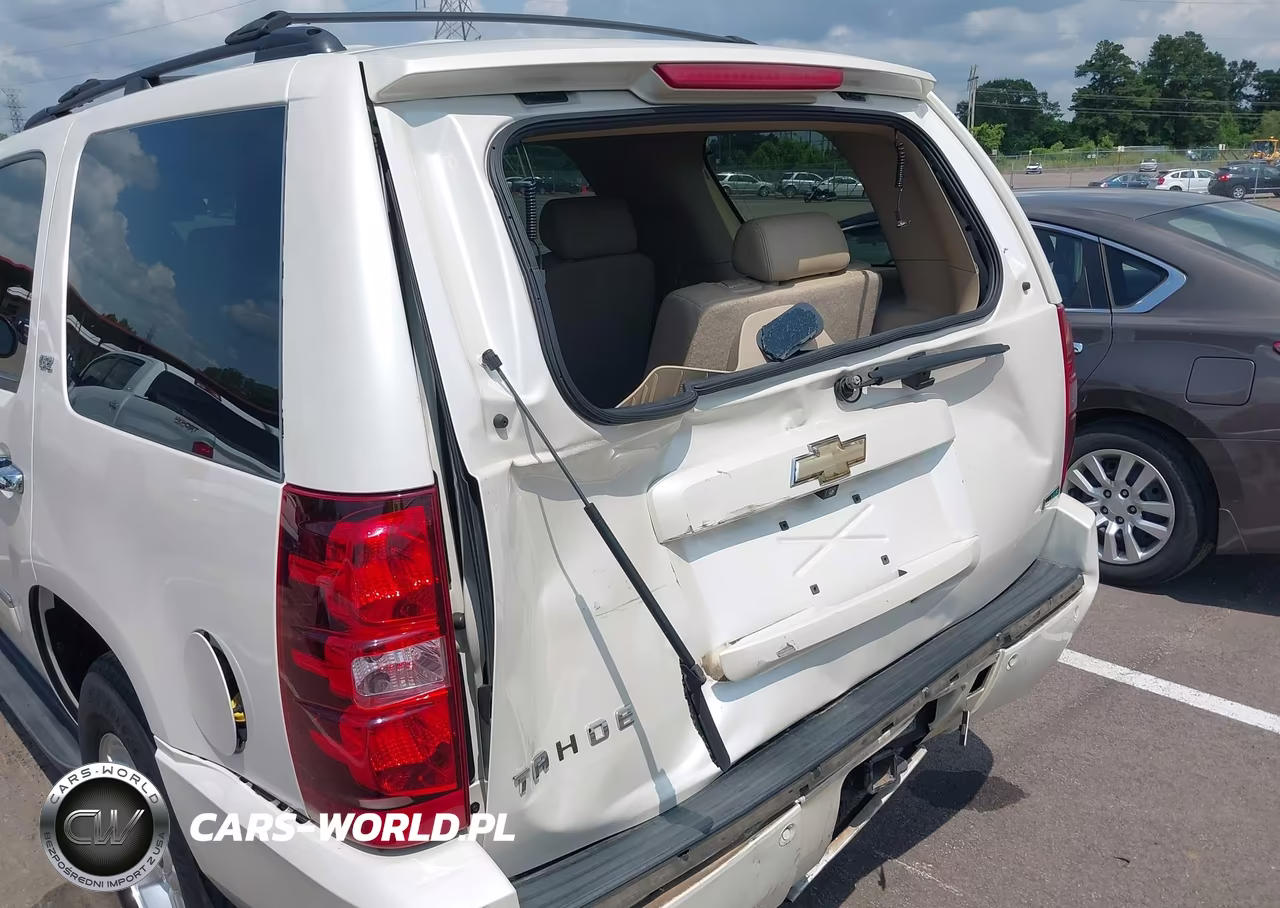 2010 Chevrolet Tahoe Ltz VIN:1GNUCCE02AR290264 - 6