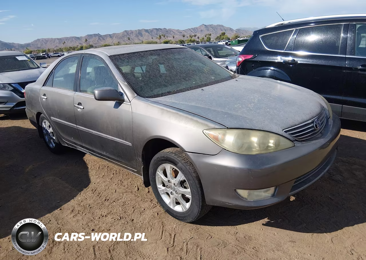 2005 Toyota Camry Xle V6 – zdjęcie 1 z 10