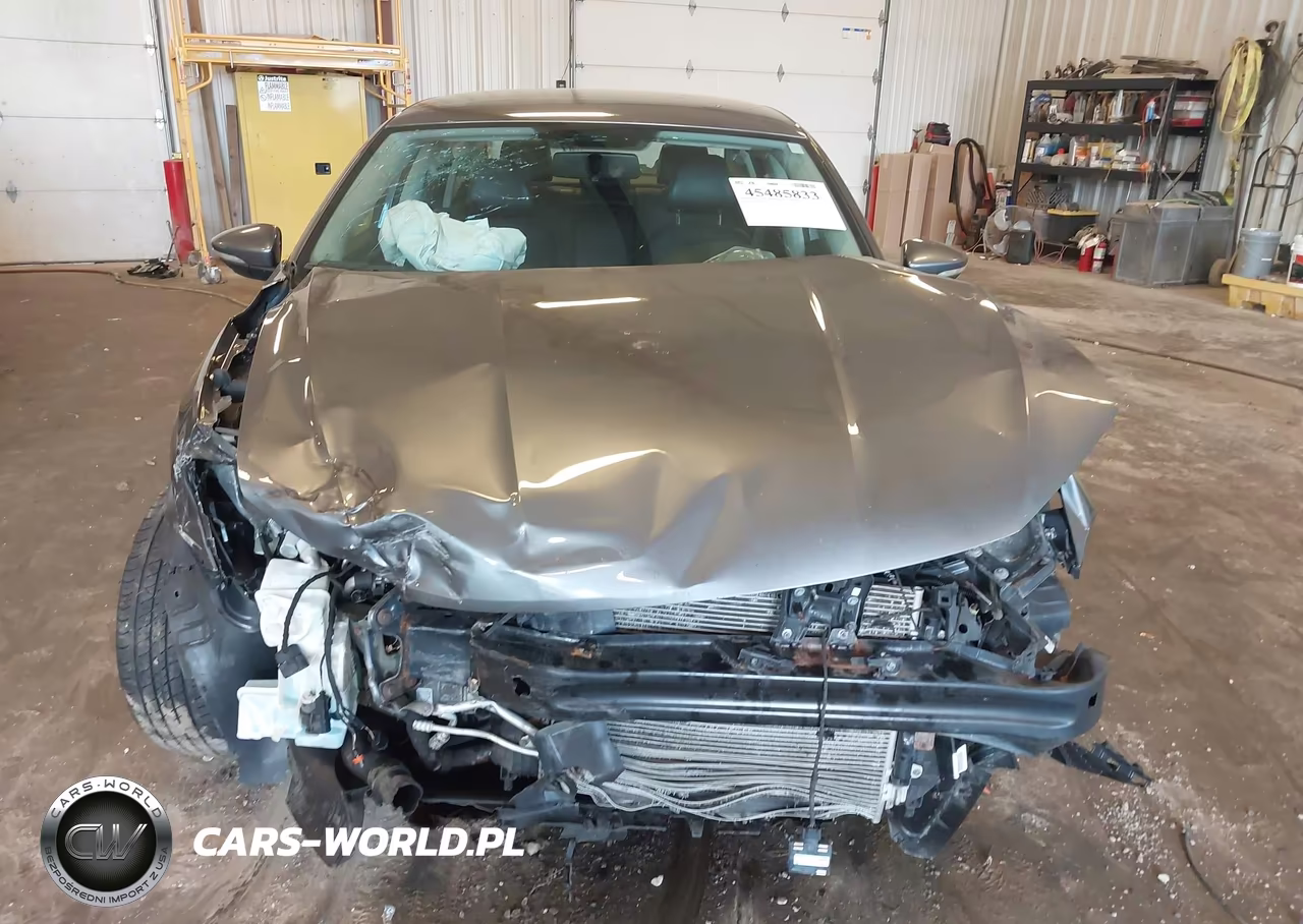2018 Volkswagen Passat 2.0T R-Line-2.0T S VIN:1VWAA7A31JC020922 - 12