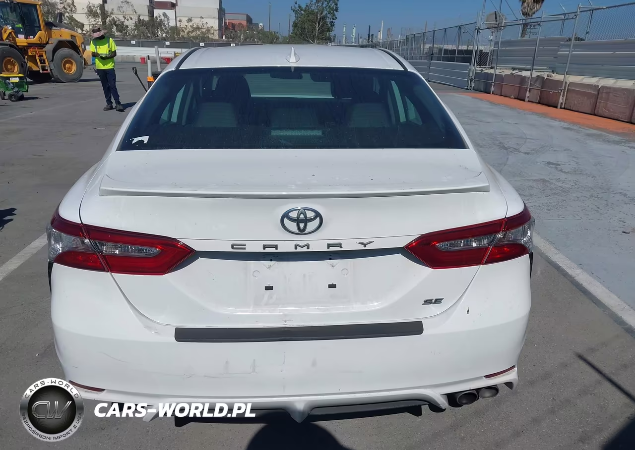 2019 Toyota Camry Se VIN:4T1B11HK7KU731615 - 16