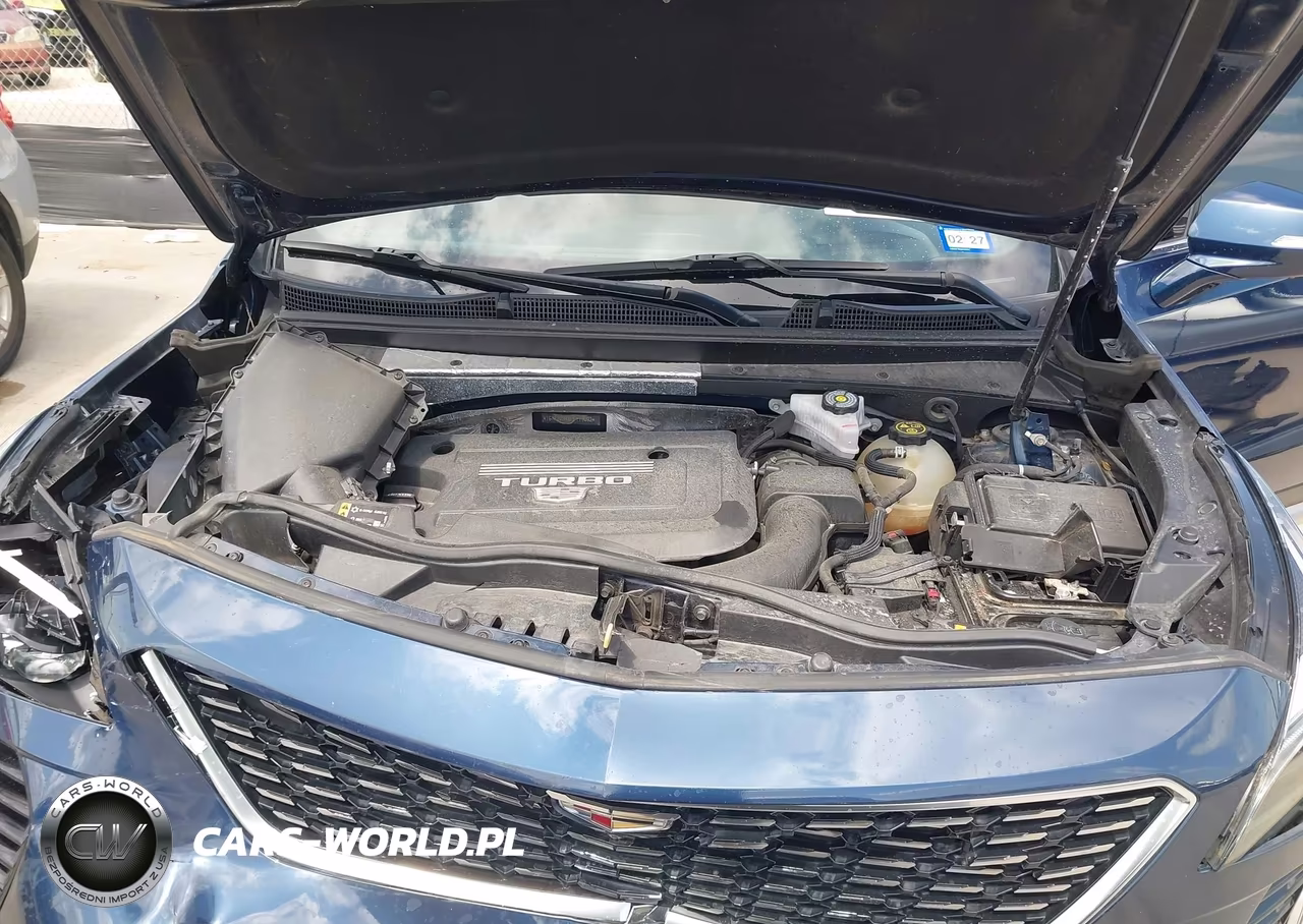 2020 Cadillac Xt4 Premium Luxury VIN:1GYFZCR4XLF111092 - 10