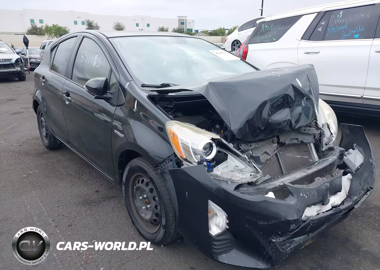TOYOTA PRIUS C – zdjęcie 1 z 18