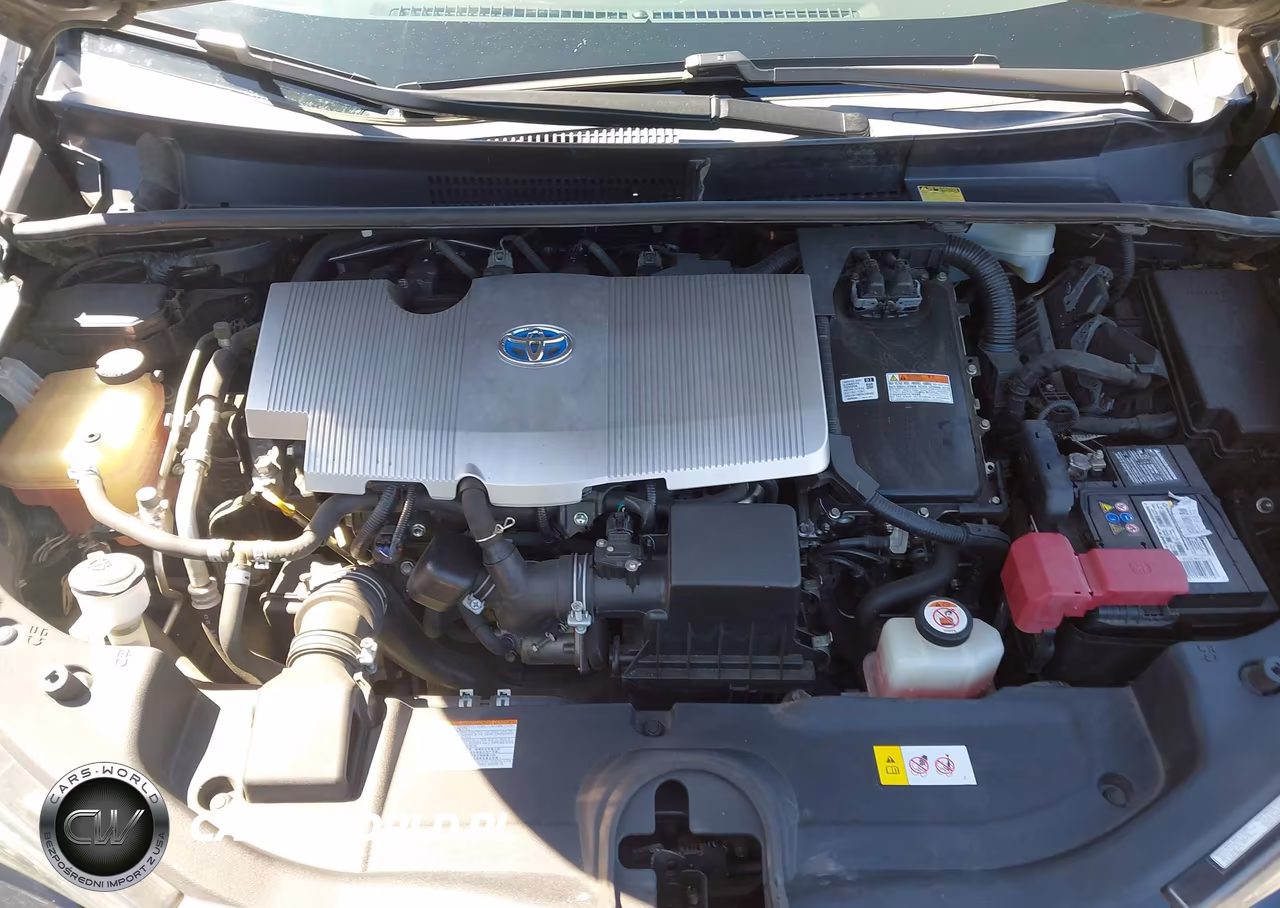 2017 Toyota Prius Four Touring VIN:JTDKARFU1H3037458 - 10