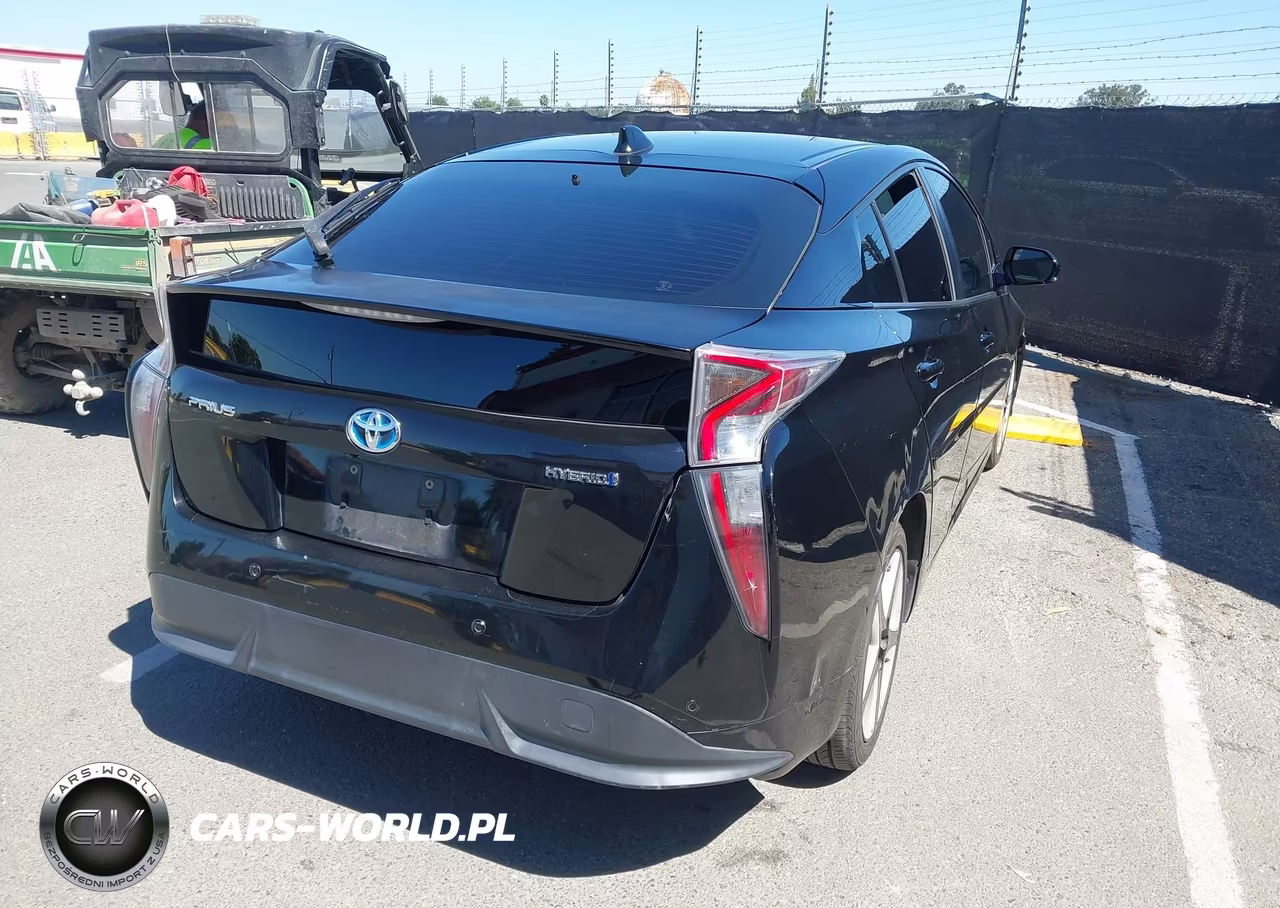 2017 Toyota Prius Four Touring VIN:JTDKARFU1H3037458 - 4