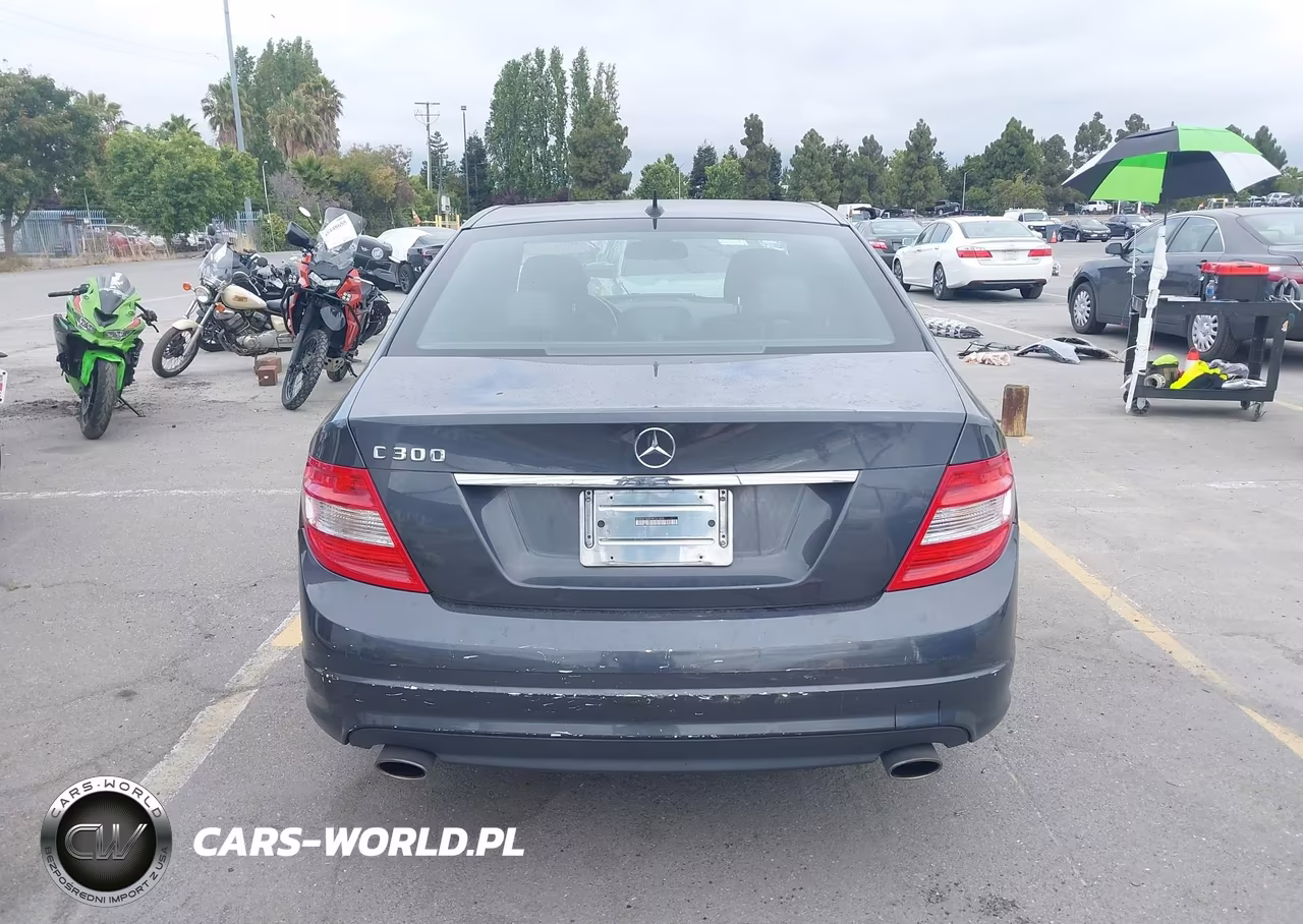 2011 Mercedes-Benz C 300 Sport VIN:WDDGF5EB5BR141834 - 16