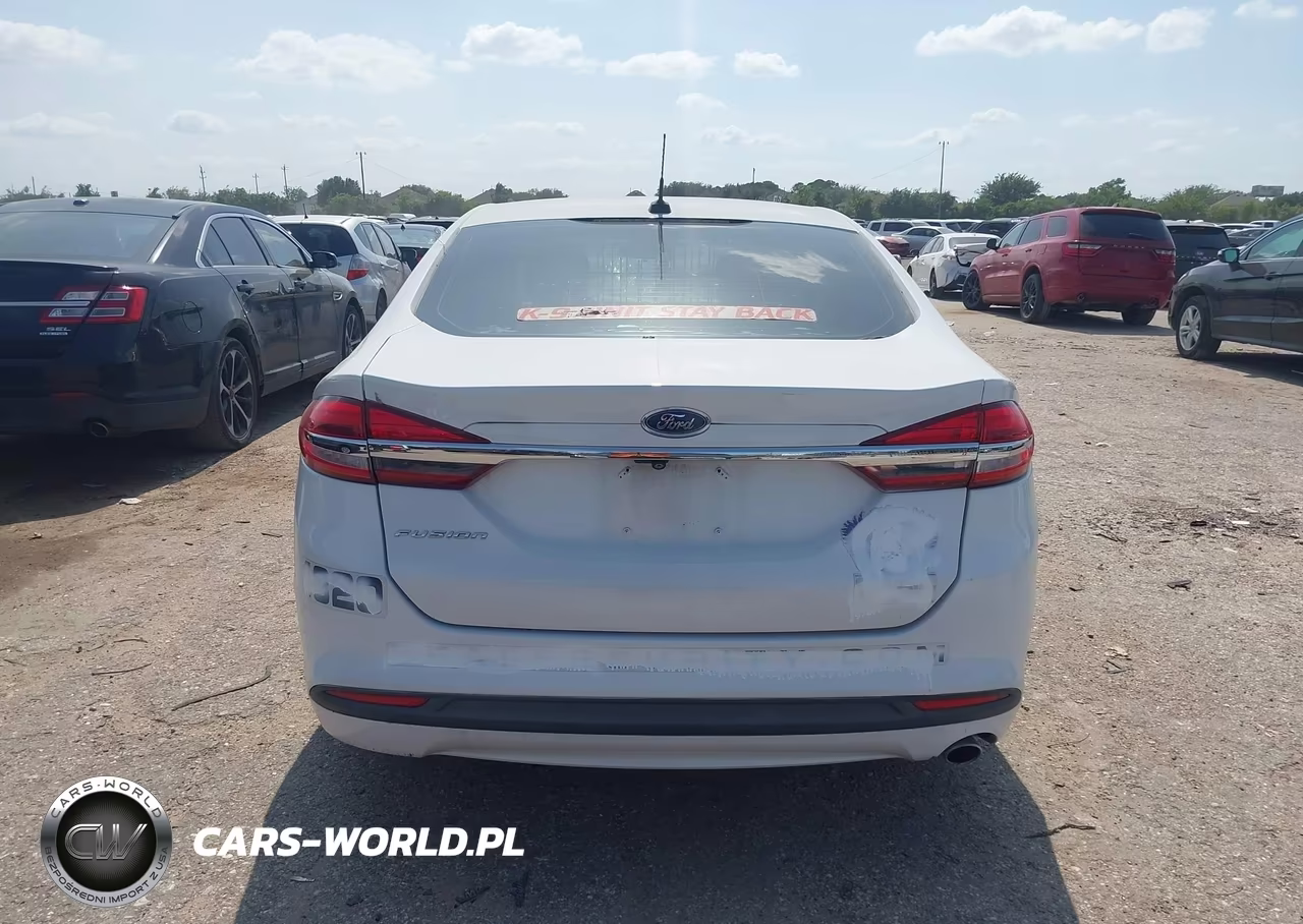 2018 Ford Fusion Hybrid S VIN:3FA6P0UU7JR186243 - 16
