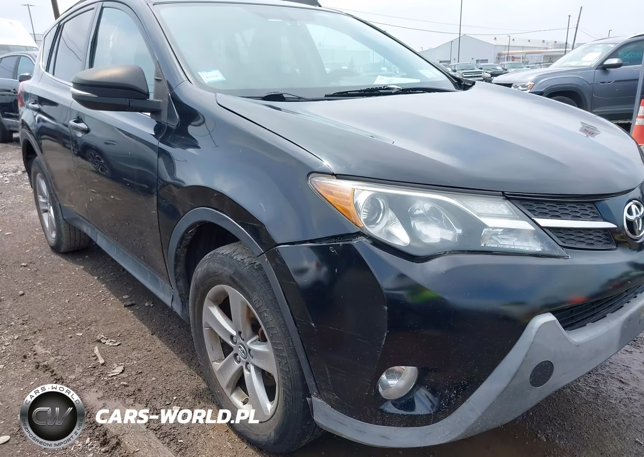 2015 Toyota Rav4 Xle VIN:2T3RFREV4FW373206 - 17