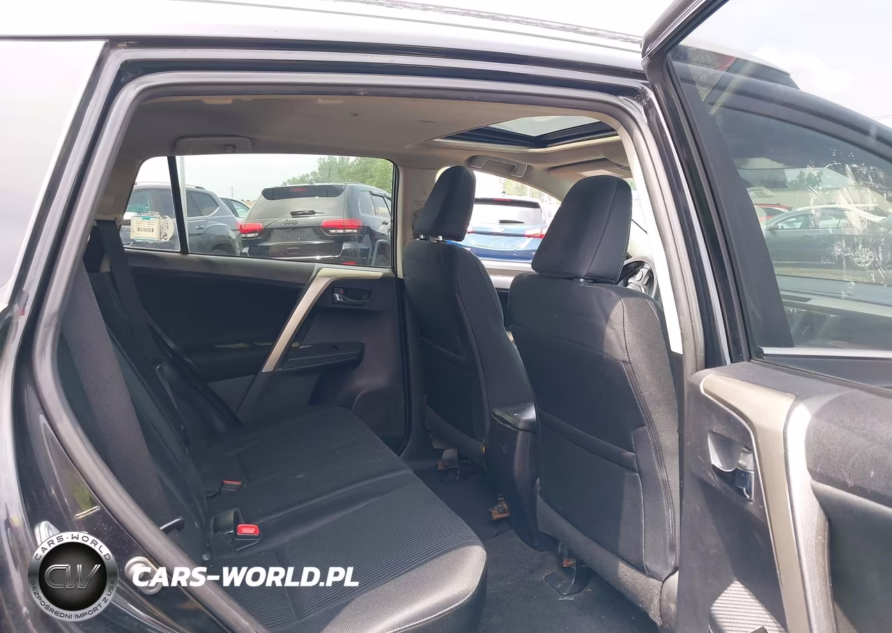 2015 Toyota Rav4 Xle VIN:2T3RFREV4FW373206 - 8