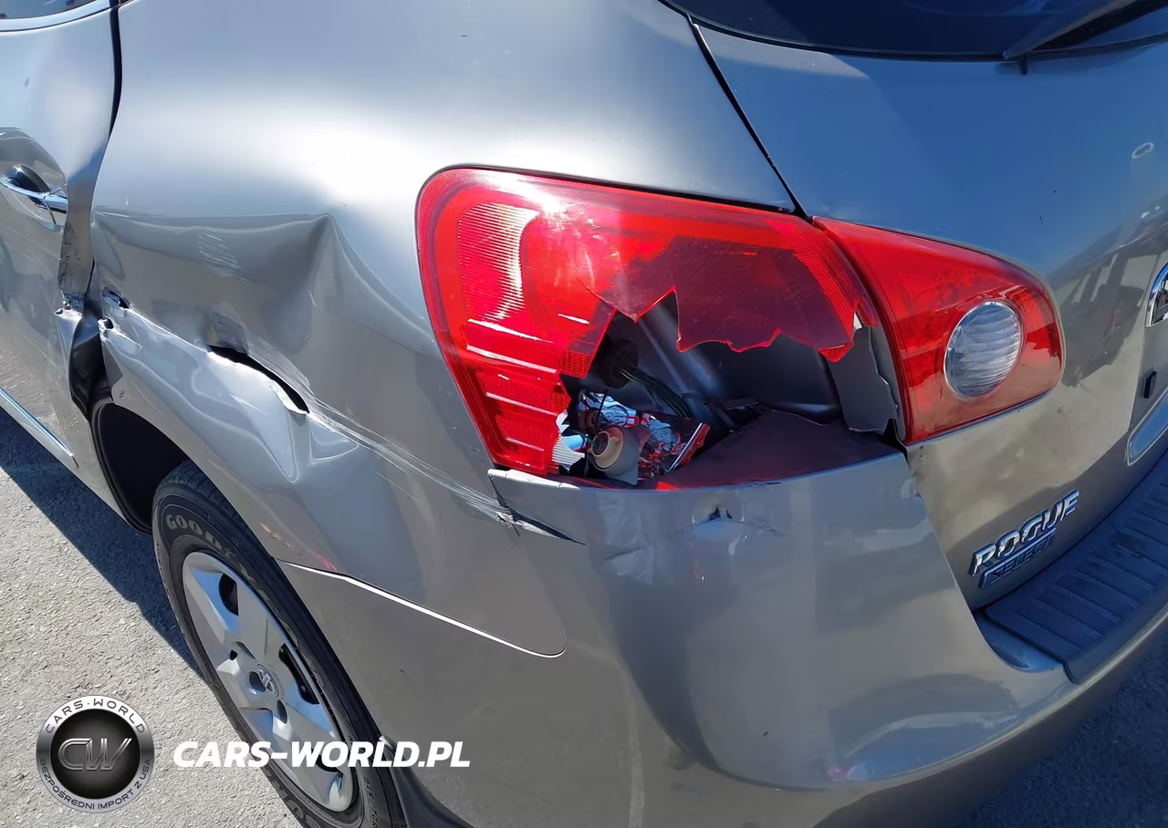 2014 Nissan Rogue Select S VIN:JN8AS5MV6EW203498 - 14