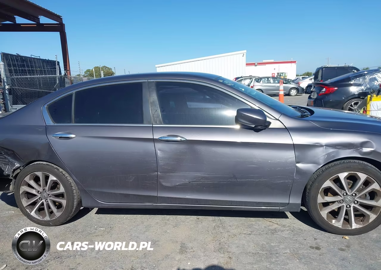 2015 Honda Accord Sport VIN:1HGCR2F53FA148889 - 17