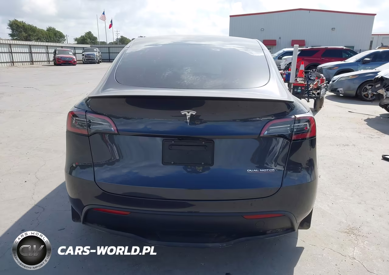 2024 Tesla Model Y Performance Dual Motor All-Wheel Drive VIN:7SAYGDEF5RA316740 - 15