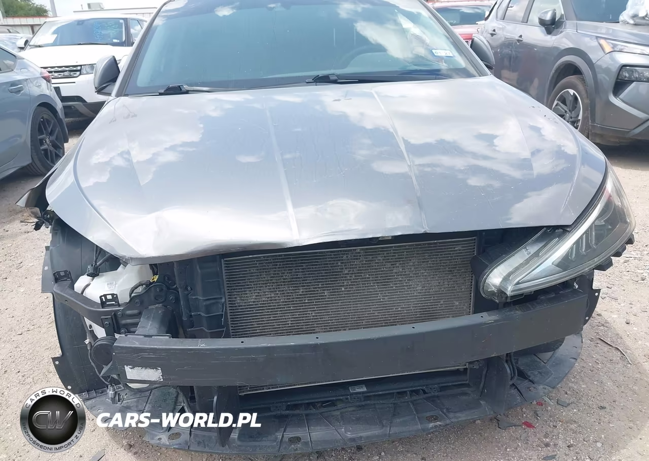 2020 Hyundai Elantra Sel VIN:5NPD84LF6LH543801 - 13