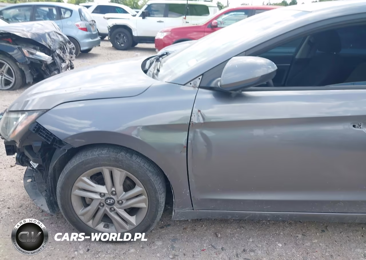 2020 Hyundai Elantra Sel VIN:5NPD84LF6LH543801 - 15