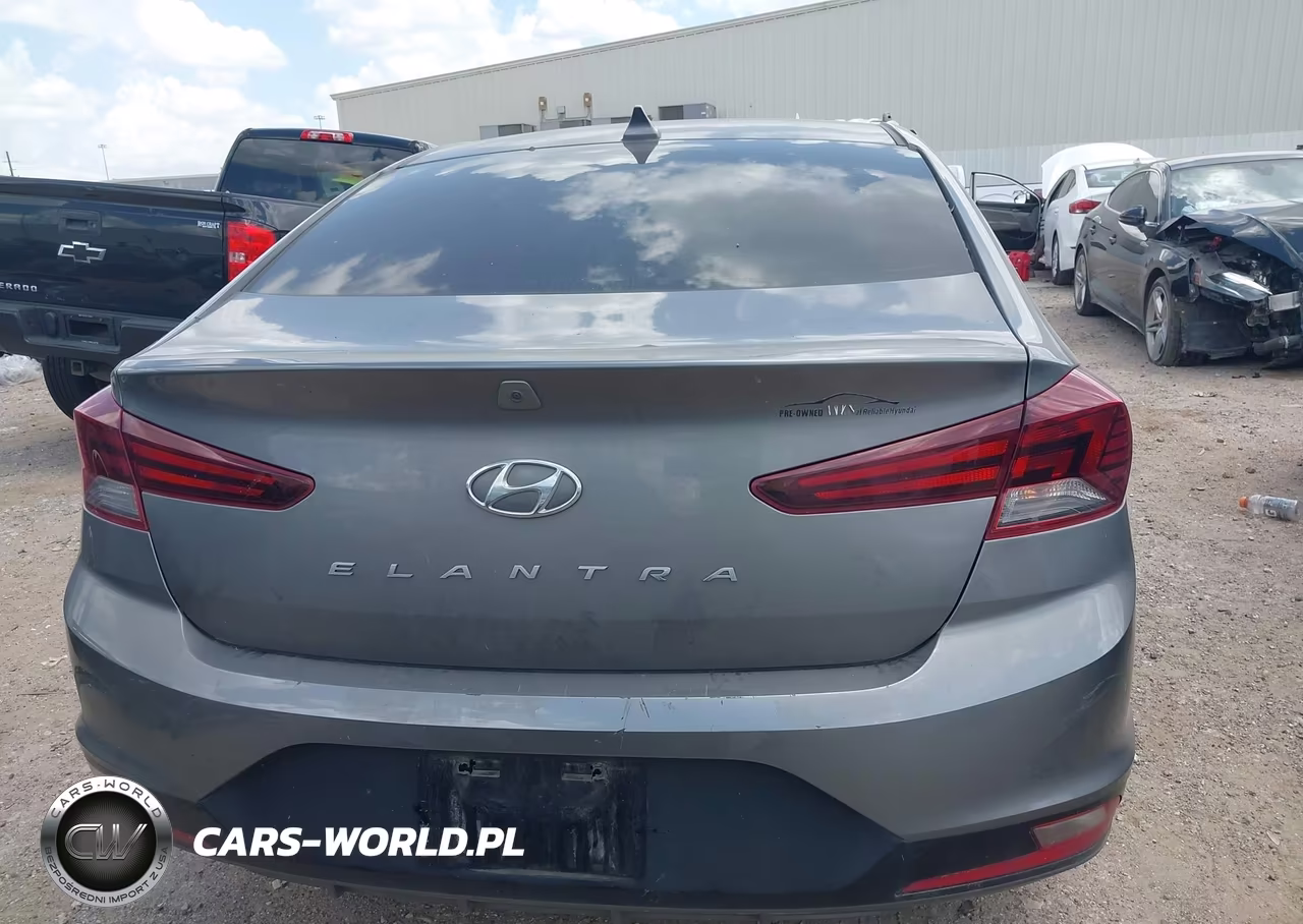 2020 Hyundai Elantra Sel VIN:5NPD84LF6LH543801 - 17
