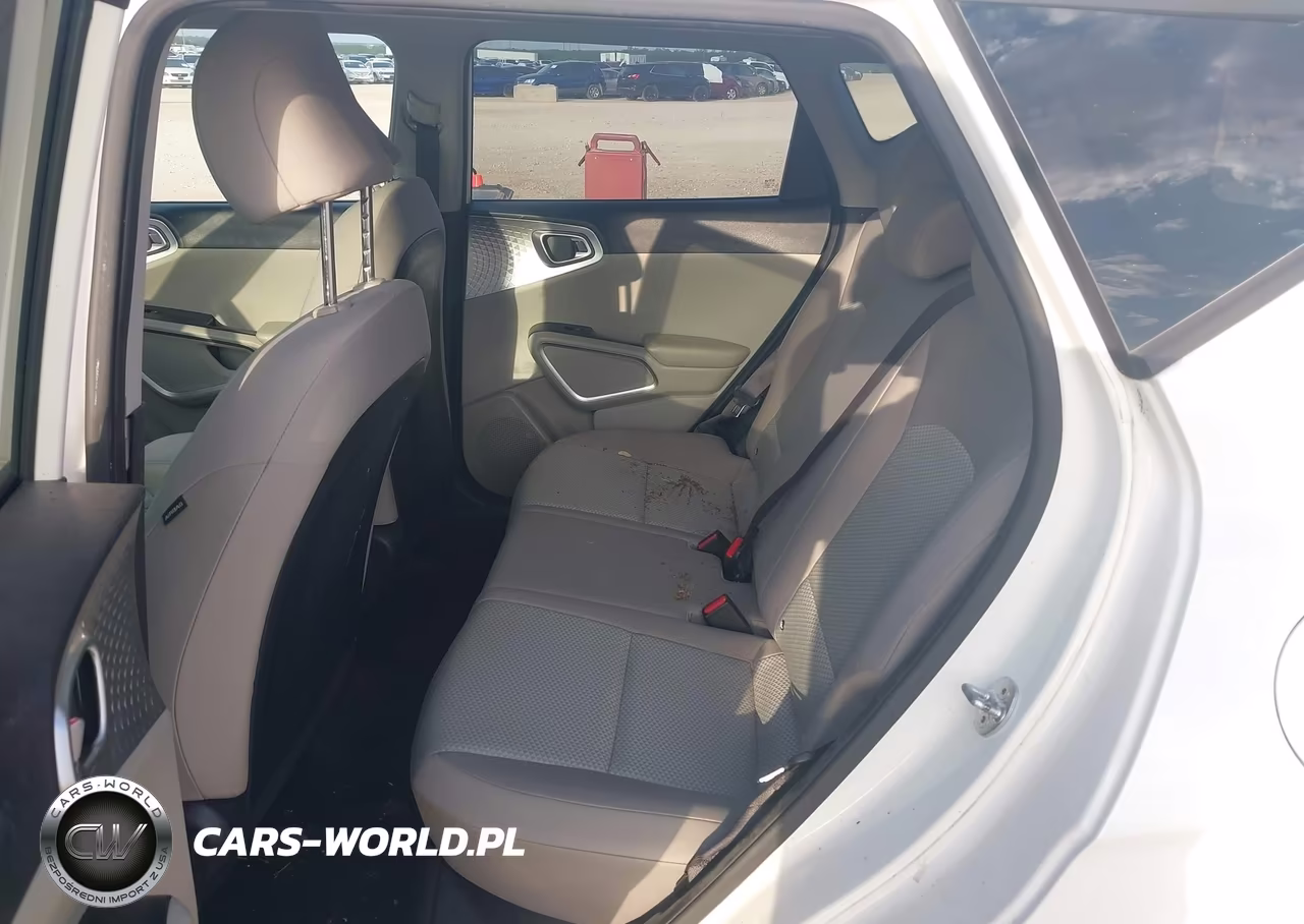 2020 Kia Soul Lx VIN:KNDJ23AU3L7736024 - 8