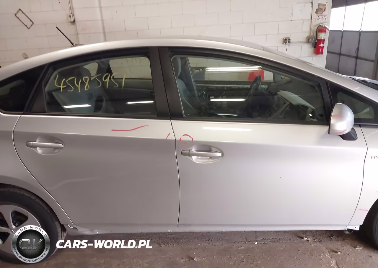 2013 Toyota Prius Three VIN:JTDKN3DU9D5620458 - 13