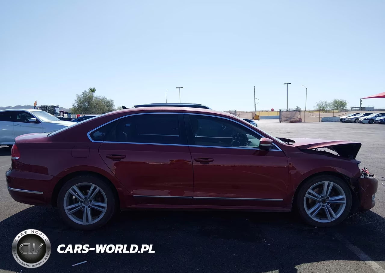 2015 Volkswagen Passat 2.0L Tdi Sel Premium VIN:1VWCV7A33FC063596 - 13