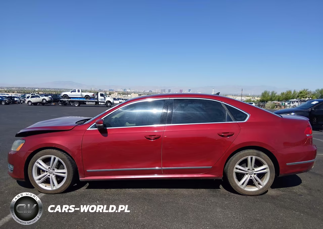 2015 Volkswagen Passat 2.0L Tdi Sel Premium VIN:1VWCV7A33FC063596 - 14